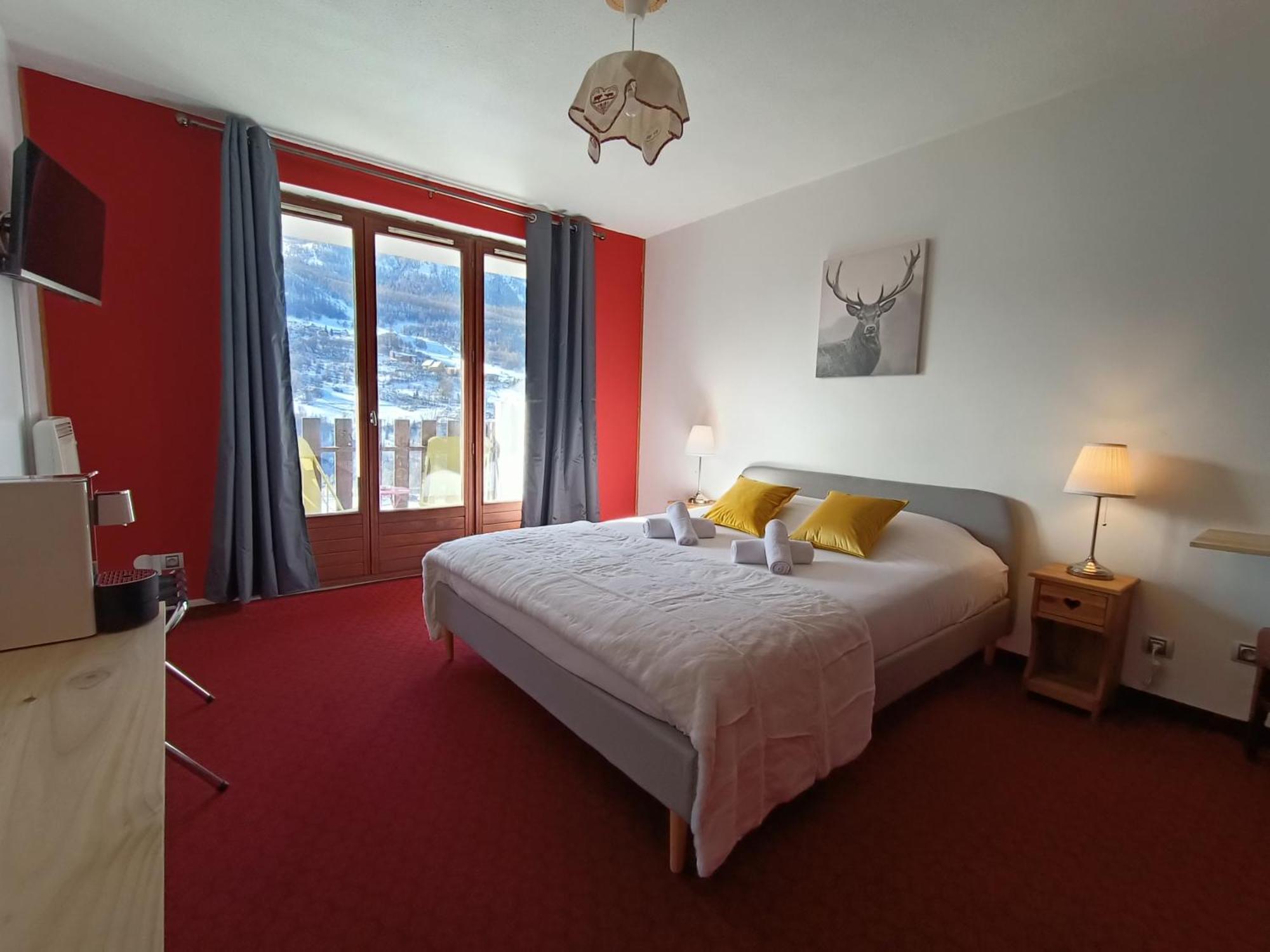 Hotel Plein Soleil Allos Ngoại thất bức ảnh